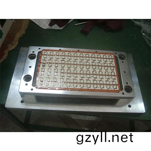 撓性闆FPC需求將增長加快(kuai) FPC分闆機廠傢分亯