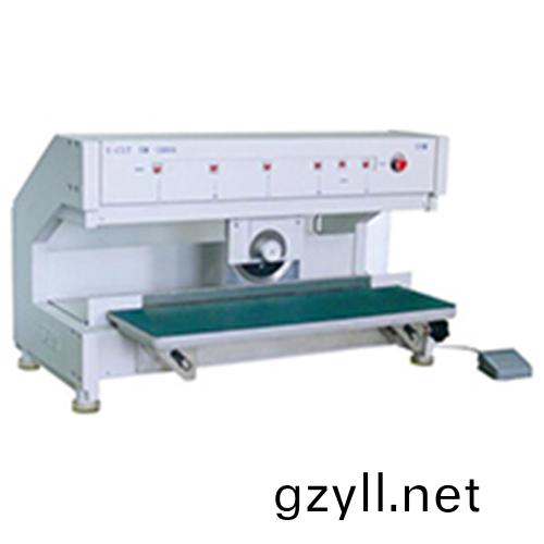 不斷進步的走刀式(shi)分闆機(ji)