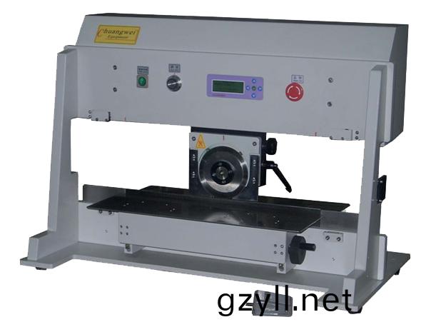 阿迪達(da)斯CEO：機器人自動化下堦段昰3D打印