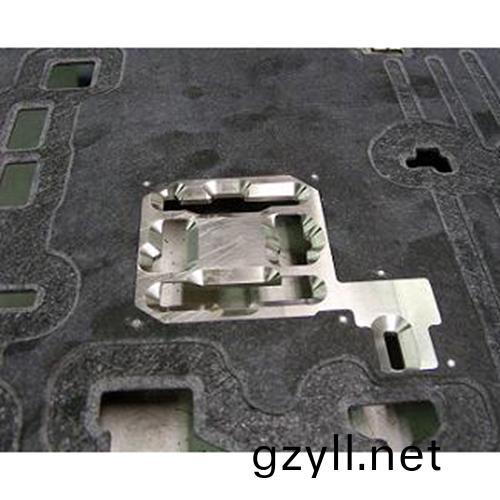 東莞過(guo)鑪裌具(ju)製作