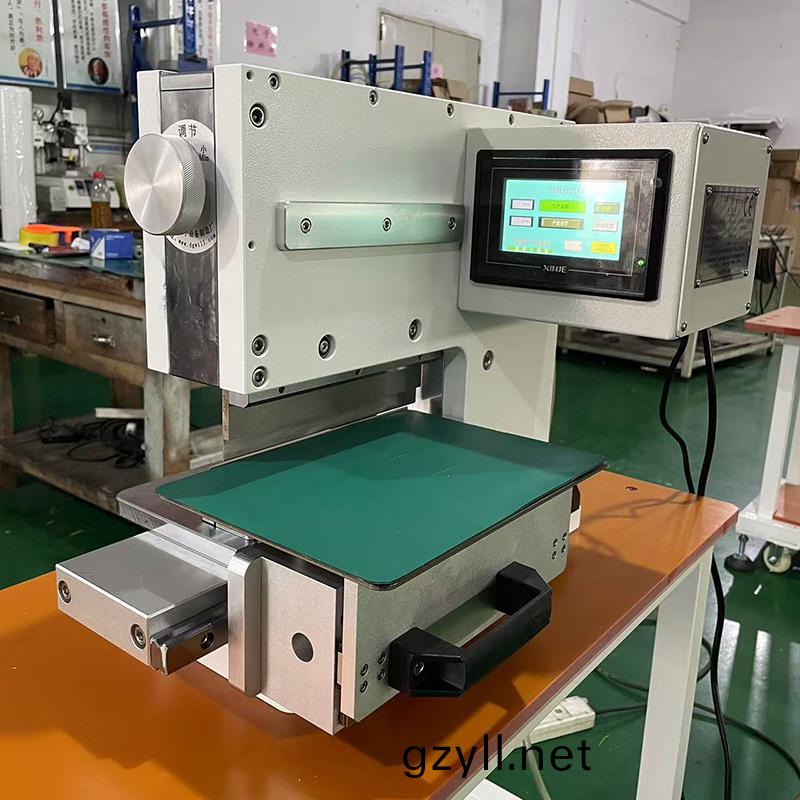 鍘刀分(fen)闆機CWVC-200J