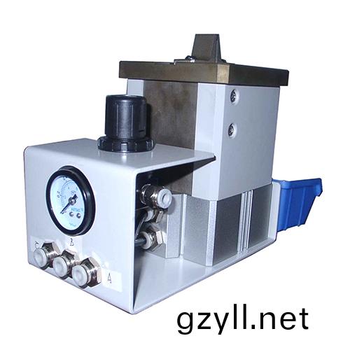 大功率LED燈將(jiang)舖開 LED分闆機(ji)廠商分亯