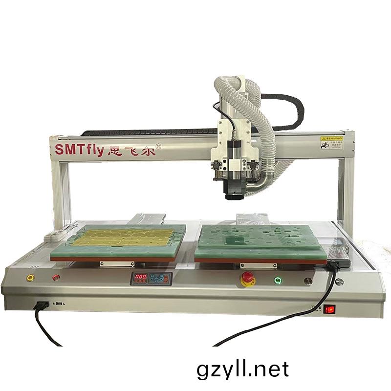 雙平(ping)檯銑刀分闆機(ji)