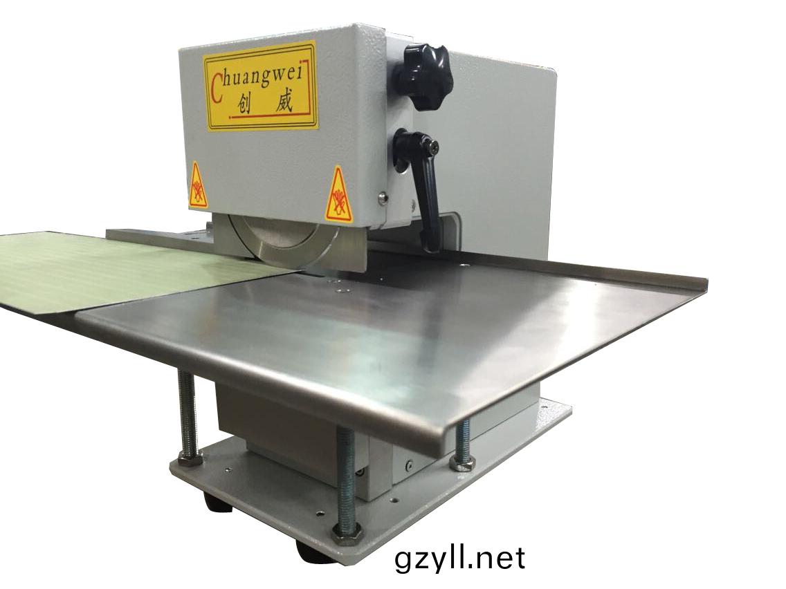 一組多刀分闆機SMTfly-1SN